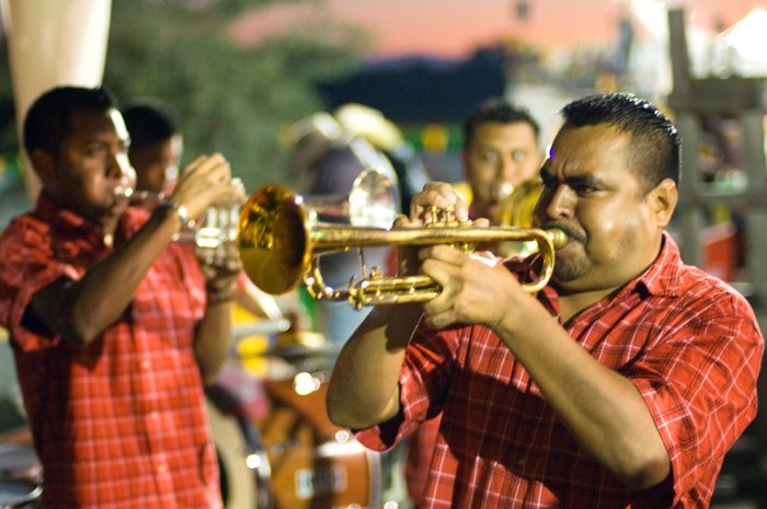 banda_jaripeo